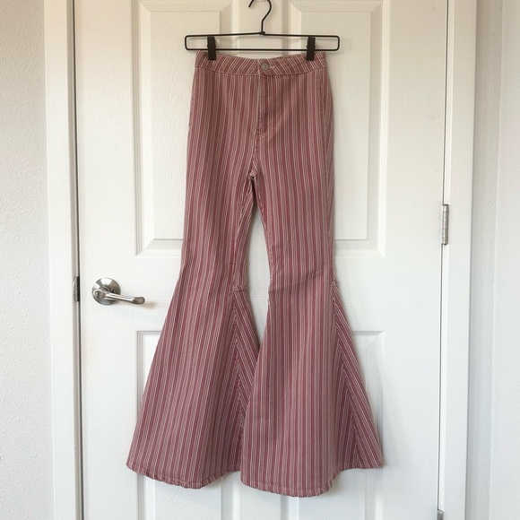 Free People Be Mine Flare Denim Jeans with Heart Pockets by We The Free - Picture 7 of 14